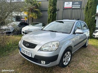 kia rio 1.4i 97cv (réviser & garantie )