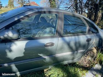 vend renault laguna diesel de 1998 à remettre en état