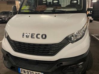 vend iveco 35c16 à benne