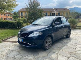 lancia ypsilon 1.3 mjet 95cv platinum