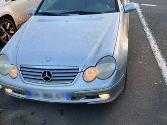 jolie c220 w203 coupé sport