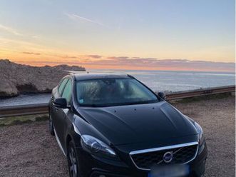 volvo v40 cross country