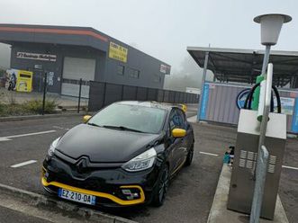 renault clio 4 rs 18