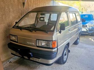 toyota liteace 8 places van essence