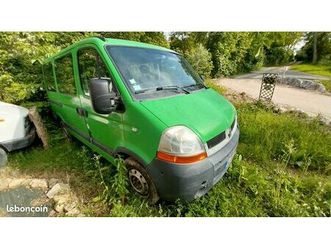 renault master 9 places