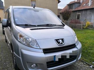 peugeot expert 8 places