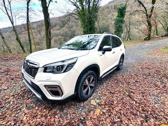 subaru forester 2.0i 150ch e-boxer luxury