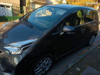 toyota verso s 5 places