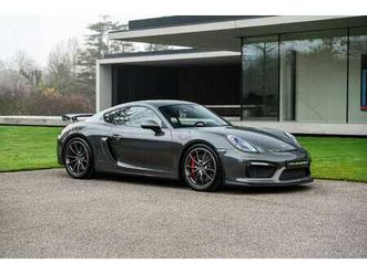 gt4/manual gearbox/collector condition/1 owner