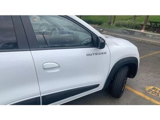 renault kwid outsider 1.0 flex 12v 5p mec. 2021