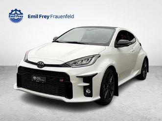 toyota gr yaris 1.6 turbo sport 4x4: réserver un essai sur route !