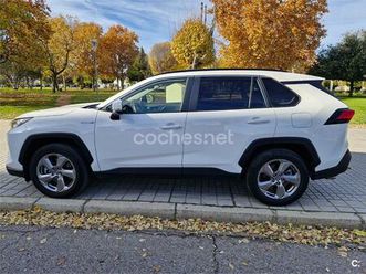 toyota rav4 2.5l 220h advance