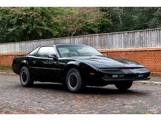 1982 pontiac firebird trans am - knight rider 'kitt' replica