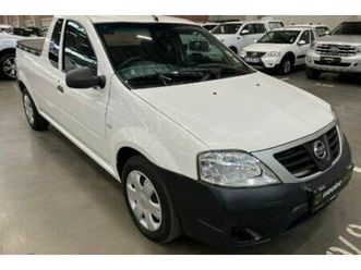 2023 nissan np200 1.6 a/c safety pack