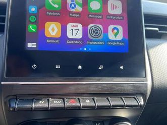 renault clio 2021 ibrida automatica