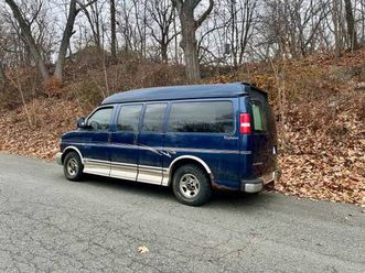 gmc savana van hightop