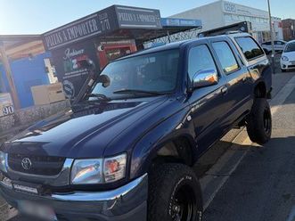 toyota hilux sr5 d4d 2.5td