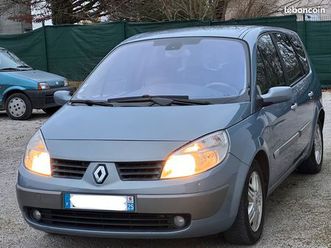 grand renault scenic 7 places 1.9 dci 120 à 1800 euros