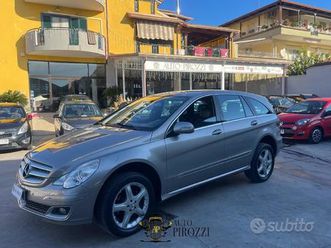 mercedes classe r320 del 2008 con soli 160.000km