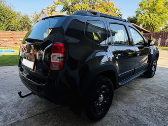 dacia duster laureate 1.5 dci 109 euro 6, 4x4, navigatie, focsani