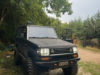 toyota land cruiser lj70