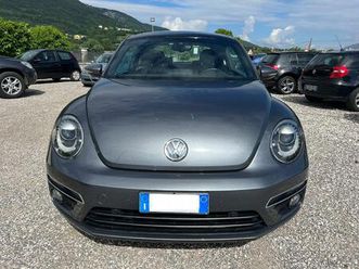 volkswagen maggiolino 2.0 tdi r-line