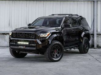 2025 trd pro 4x4 € 94500 +predator drop step