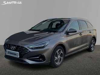 hyundai-i30-1-5-cvvt-81-kw-family-smart