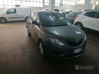 lancia ypsilon 1.2 69 cv ecoshic gpl gold ok neop.