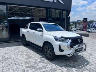 2.8gd-6 double cab raider auto