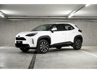 toyota yaris cross 1.5 vvt-i hsd trend awd-i: réserver un essai sur route !