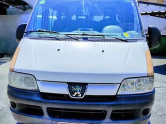 peugeot boxer 2.3 minibus 15/16l tb diesel. 2012