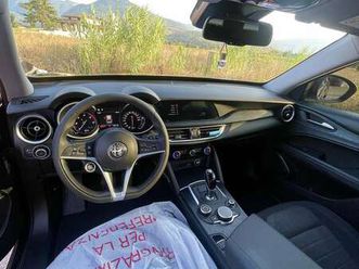 2.2 t business rwd 160cv auto