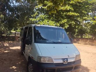 peugeot boxer 2.3 minibus 15/16l tb diesel. 2010