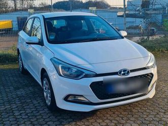 hyundai i20 active, klima, 8-fach bereift...