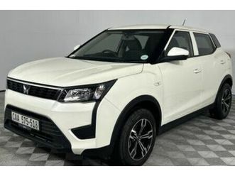 MAHINDRA XUV300 2024-mahindra-xuv-300-1-2t-w4