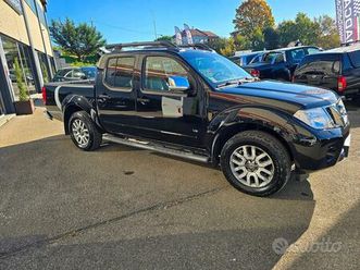 nissan navara 3.0 v6 dci 231cv fatturabile!