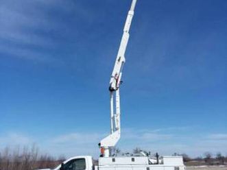 42' bucket truck 2012 dodge ram 5500 altec at37g boom lift crane