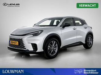 lexus lbx business line 2wd | btw voertuig | premium uitgevoerd |