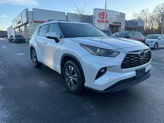 used 2024 toyota highlander xle