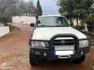 toyota hilux 4wd d-4d