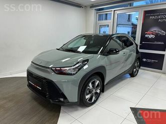 toyota aygo, cena 22 990 €. jaunais aygo x crossover hybrid (116 toyota vecumu sadarbojamies - sludinājumi