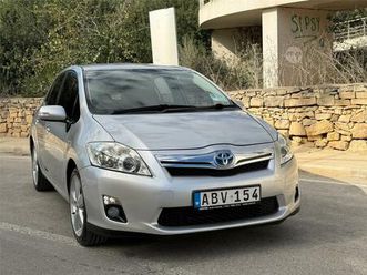 toyota auris hybrid - ta malta - 2 owners - automatic - 99833255 - 99637584
