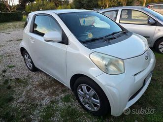 toyota iq anno 2009