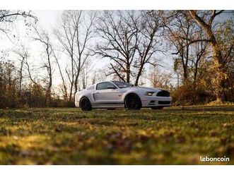 ford mustang v8 gt/cs california spécial 2014