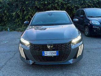 peugeot 208 gt hybrid 1.2 136 cv