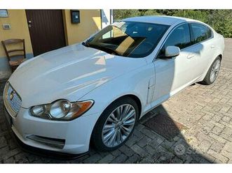 jaguar xf 3.0d v6 luxury
