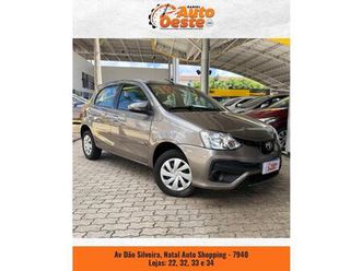toyota etios 1.5 xs auto