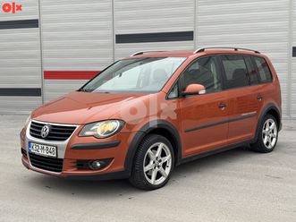 volkswagen touran cross 1.4 benz/plin 2007 god klima registrovan