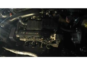 hat. premium 1.4 8v econoflex 5p